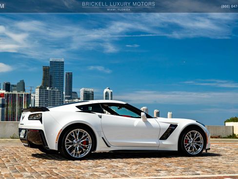 Used 2019 Chevrolet Corvette Z06 RWD image 68
