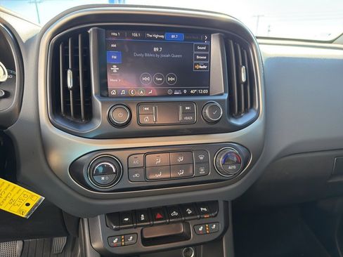 Used 2020 Chevrolet Colorado Z71 image 23