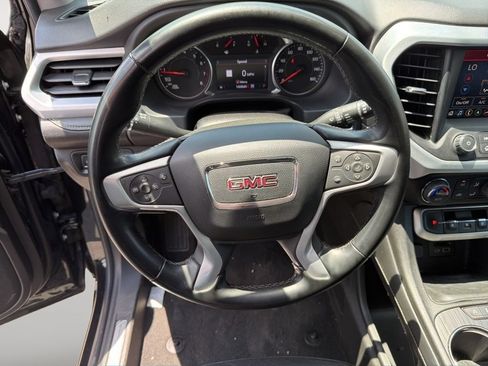 Used 2023 GMC Acadia SLT AWD/4WD image 17
