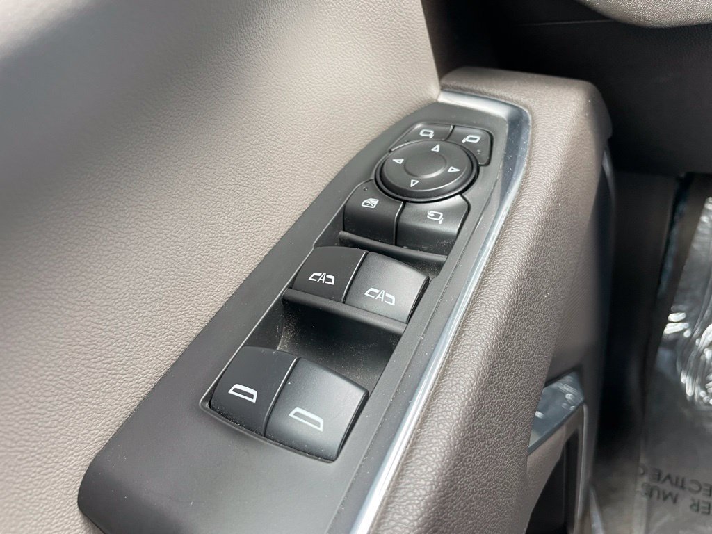 Used 2025 GMC Sierra 1500 SLT AWD/4WD image 24