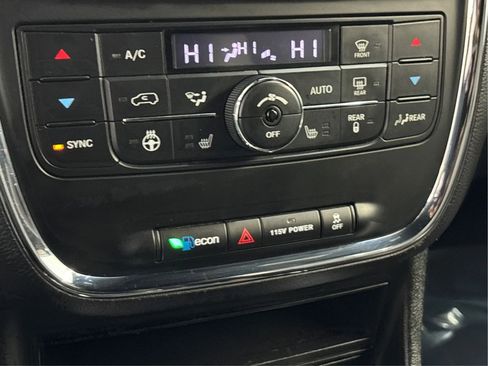 Used 2018 Dodge Grand Caravan GT FWD image 37