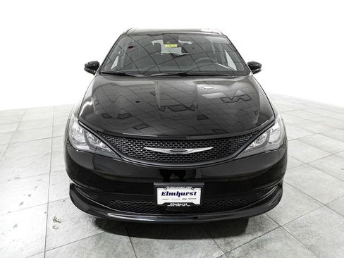 New 2026 Chrysler Voyager LX FWD image 3