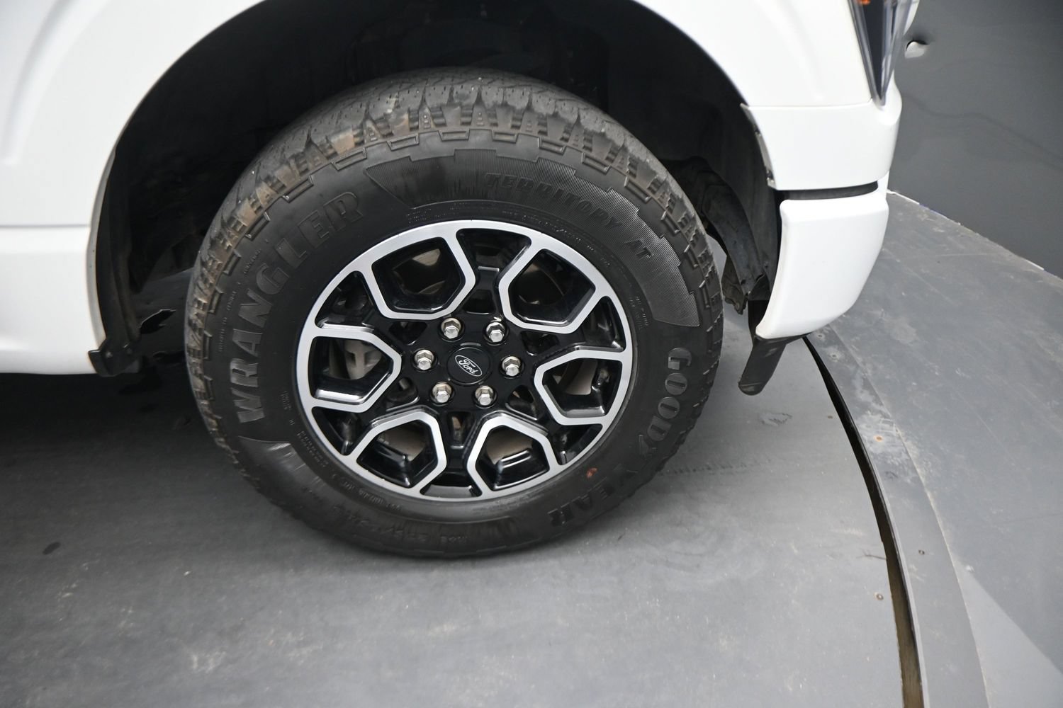 Certified 2023 Ford F150 XL w/ STX Appearance Package AWD/4WD image 14