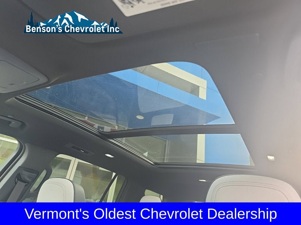 New 2026 Chevrolet Traverse High Country w/ LPO, Floor Liner Package AWD/4WD image 31