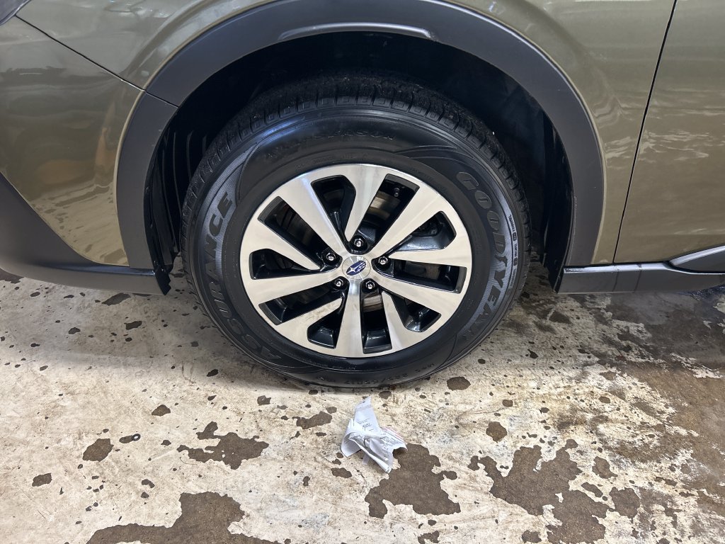 Certified 2022 Subaru Outback Premium AWD/4WD image 12