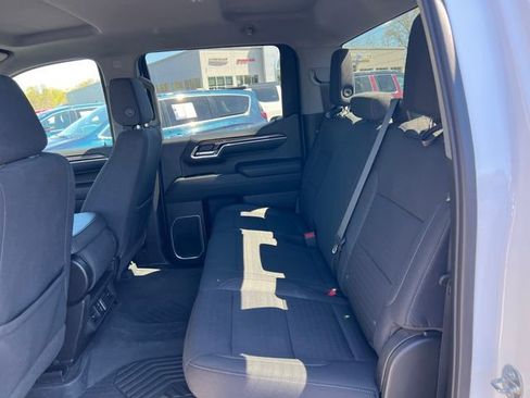 Used 2023 Chevrolet Silverado 1500 RST AWD/4WD image 5