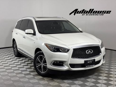 Used 2019 INFINITI QX60 Luxe w/ Essential Package FWD image 1