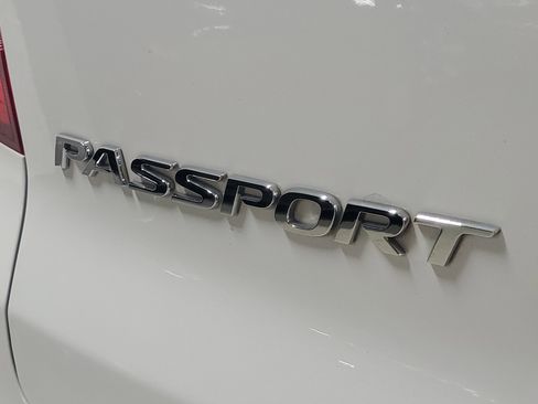 Used 2021 Honda Passport Sport image 8