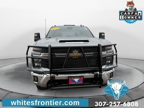 Used 2024 Chevrolet Silverado 3500 LT w/ Convenience Package image 8
