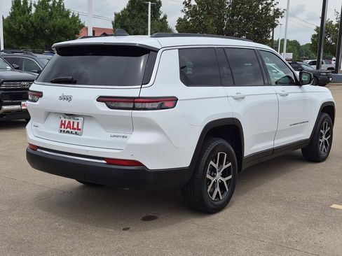 Used 2025 Jeep Grand Cherokee L Limited AWD/4WD image 6