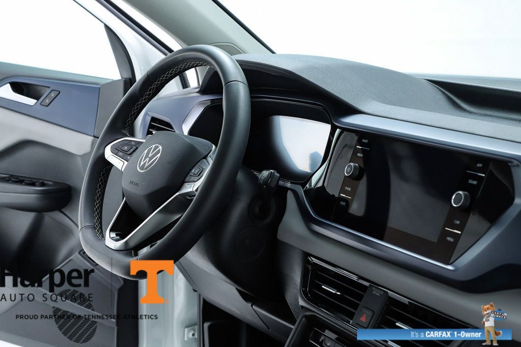 Used 2023 Volkswagen Taos SE w/ Panoramic Sunroof Package AWD/4WD image 34