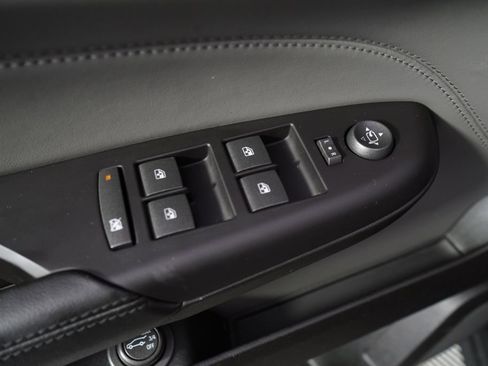 Used 2011 Cadillac SRX Premium AWD/4WD image 23