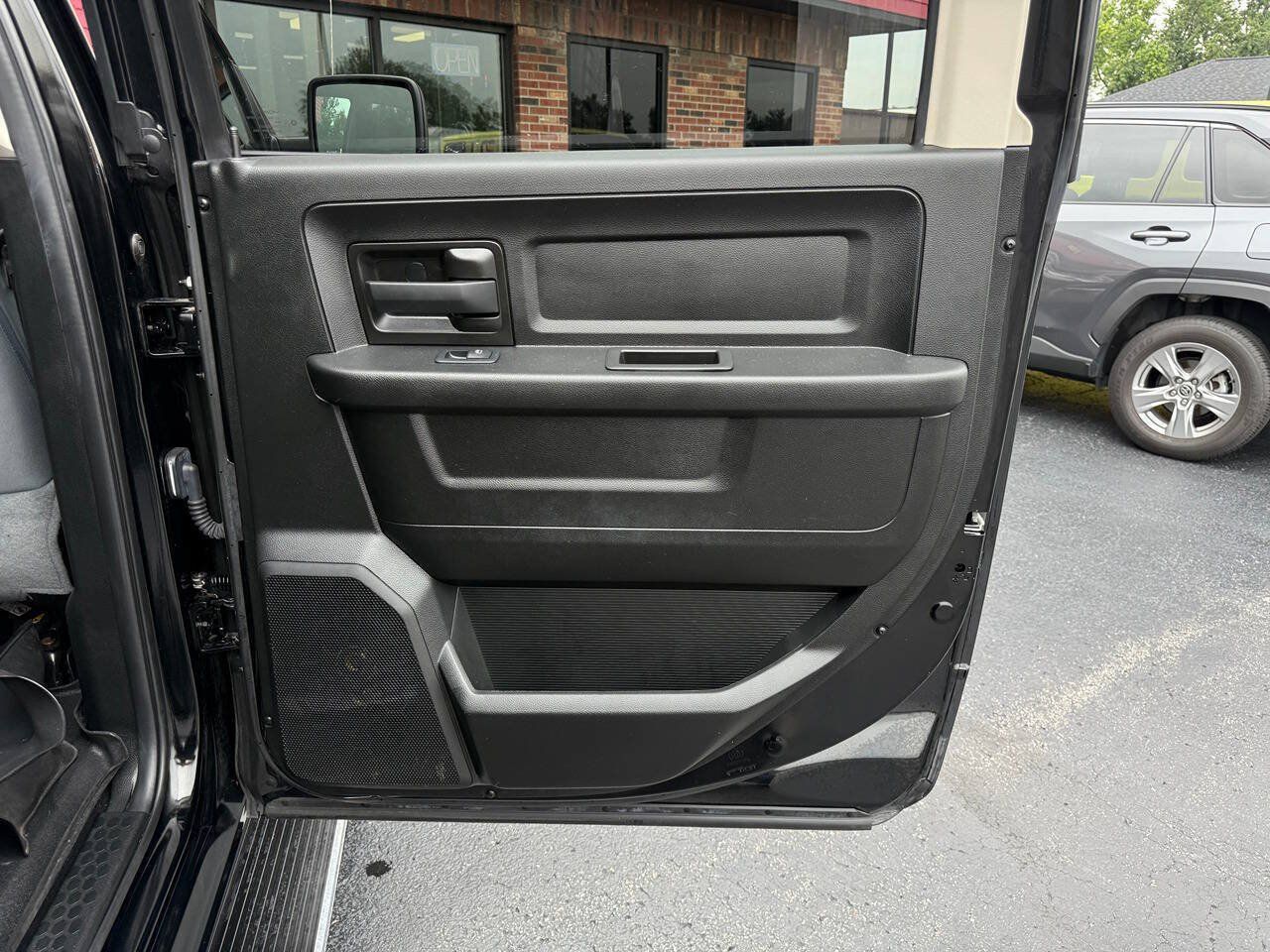 Used 2019 RAM 1500 Tradesman w/ Chrome Plus Package RWD image 21