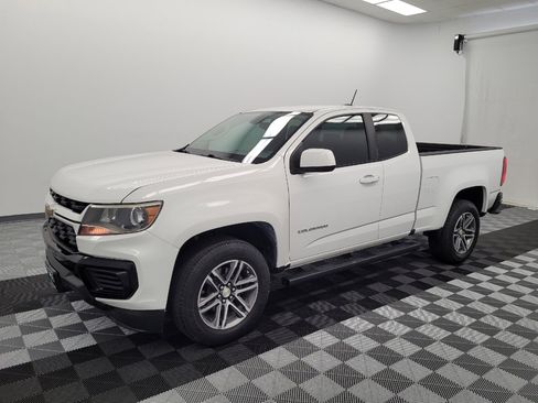 Used 2021 Chevrolet Colorado W/T w/ Custom Special Edition RWD image 2