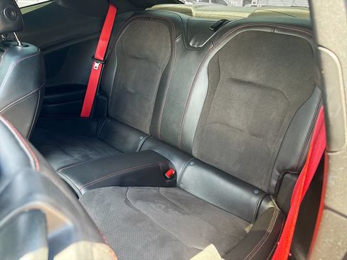 Used 2021 Chevrolet Camaro ZL1 RWD image 26