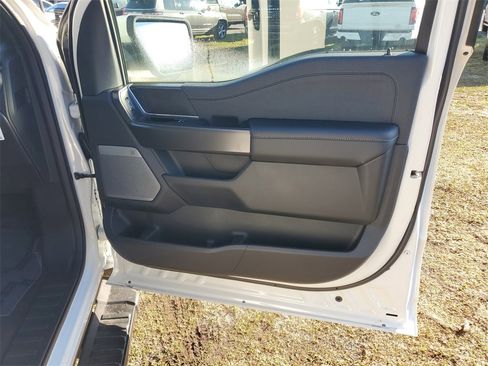 New 2025 Ford F150 Lariat w/ Equipment Group 501A Mid image 34