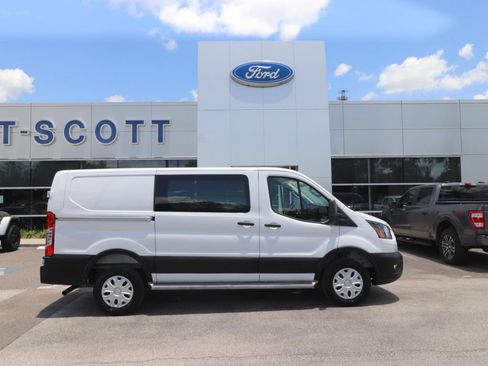 Used 2025 Ford Transit 250 Low Roof w/ Exterior Upgrade Package RWD image 17