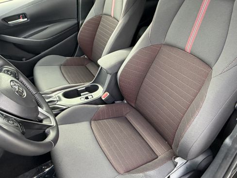 Certified 2026 Toyota Corolla SE w/ SE Package FWD image 27