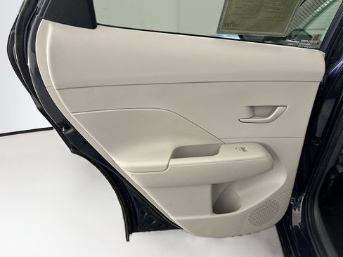 Used 2024 Hyundai Kona SEL image 27