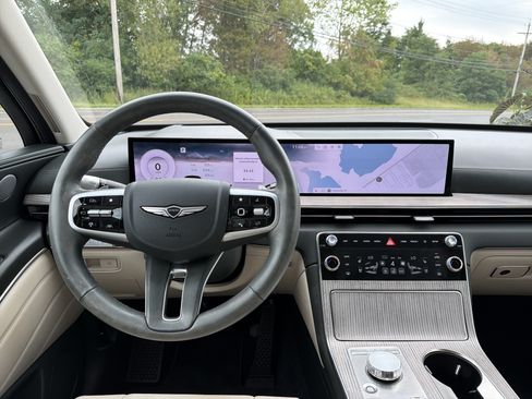 Used 2026 Genesis GV80 2.5T Prestige AWD/4WD image 13