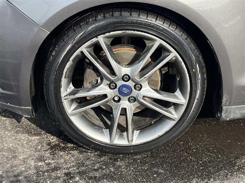 Used 2014 Ford Fusion Titanium image 25
