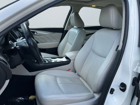 Used 2021 INFINITI Q50 Luxe w/ Seat & Sound Package RWD image 10
