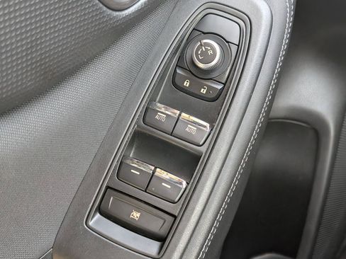 Used 2020 Subaru Forester Premium AWD/4WD image 10