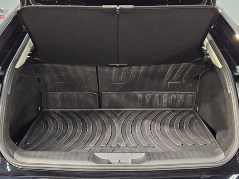 Used 2025 Toyota Prius Limited w/ Limited Premium Package image 18