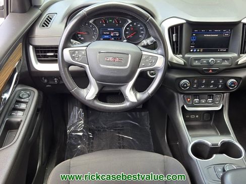 Used 2021 GMC Terrain SLE FWD image 13