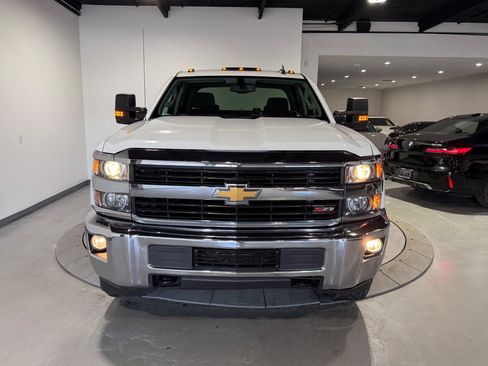 Used 2016 Chevrolet Silverado 2500 LT w/ LT Convenience Package image 6