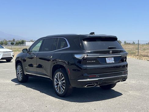 New 2026 Buick Enclave Avenir w/ Super Cruise Package FWD image 5