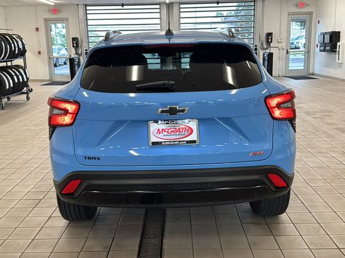 Used 2024 Chevrolet Trax RS w/ Driver Confidence Package FWD image 6