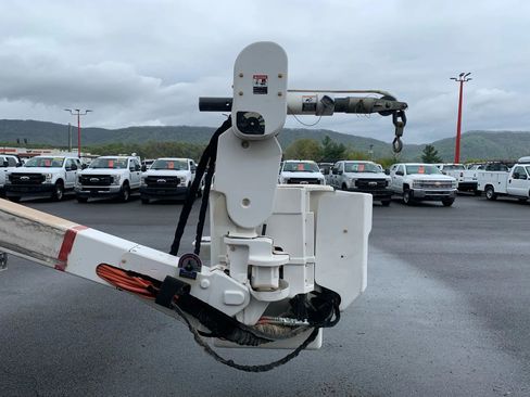 Used 2017 Ford F550 4x4 Regular Cab Super Duty image 45