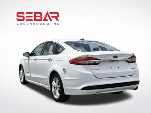 Used 2018 Ford Fusion SE w/ Equipment Group 602A FWD image 8