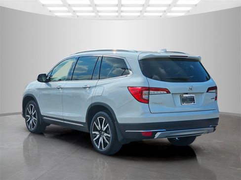 Used 2022 Honda Pilot Touring image 4