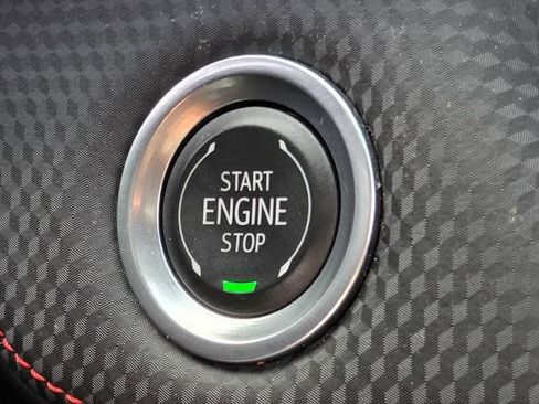 Used 2025 Chevrolet Equinox RS w/ Safety and Technology Package FWD image 30