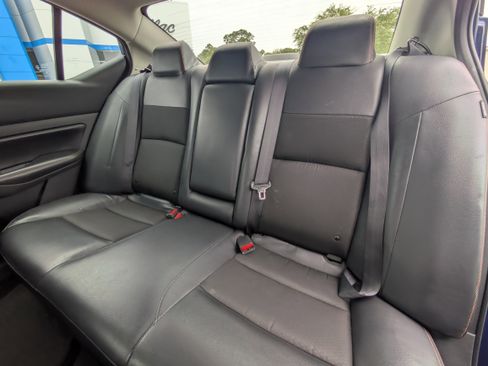 Used 2022 Nissan Altima 2.5 SR FWD image 7