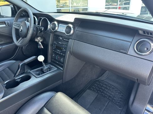 Used 2007 Ford Mustang GT RWD image 29