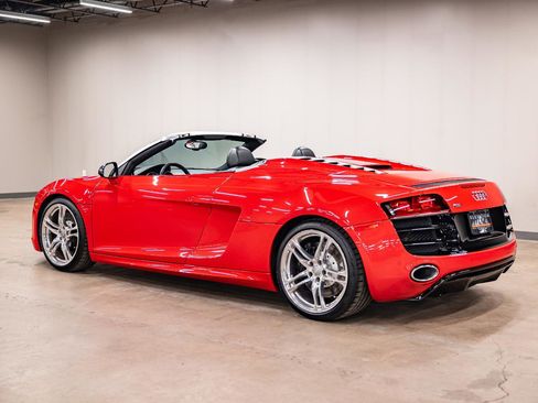 Used 2011 Audi R8 V10 AWD/4WD image 28