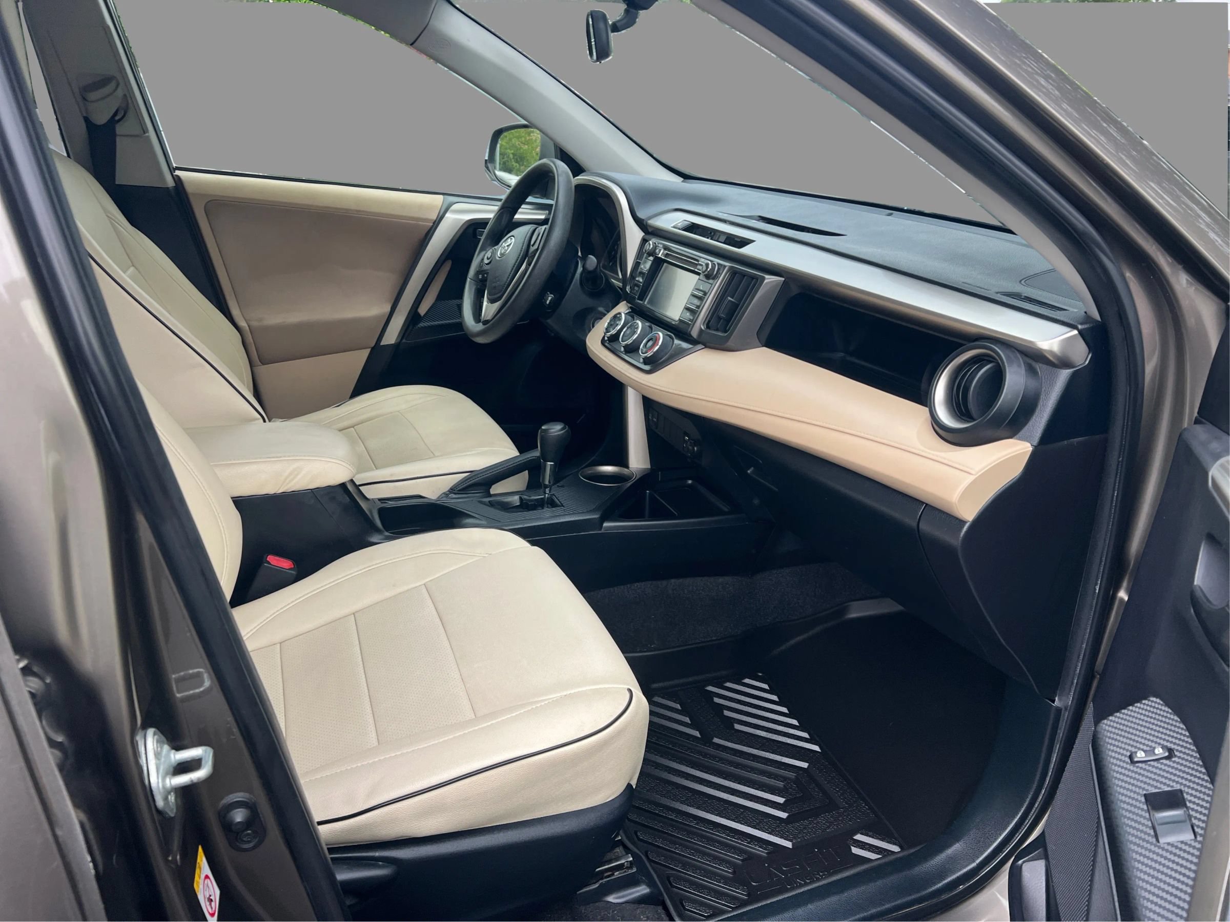 Used 2013 Toyota RAV4 LE AWD/4WD image 24