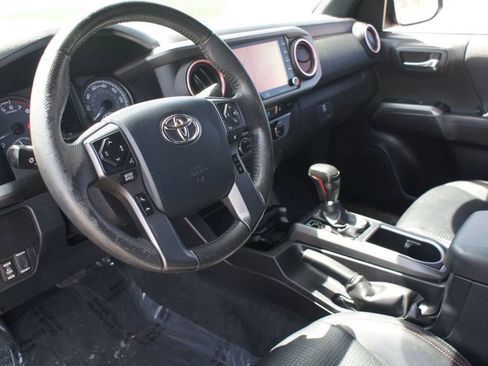 Used 2020 Toyota Tacoma TRD Pro AWD/4WD image 15