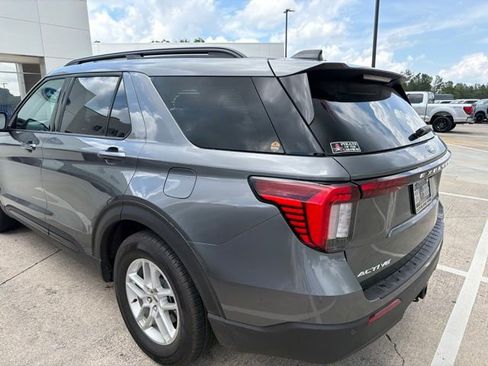 Used 2026 Ford Explorer Active RWD image 23