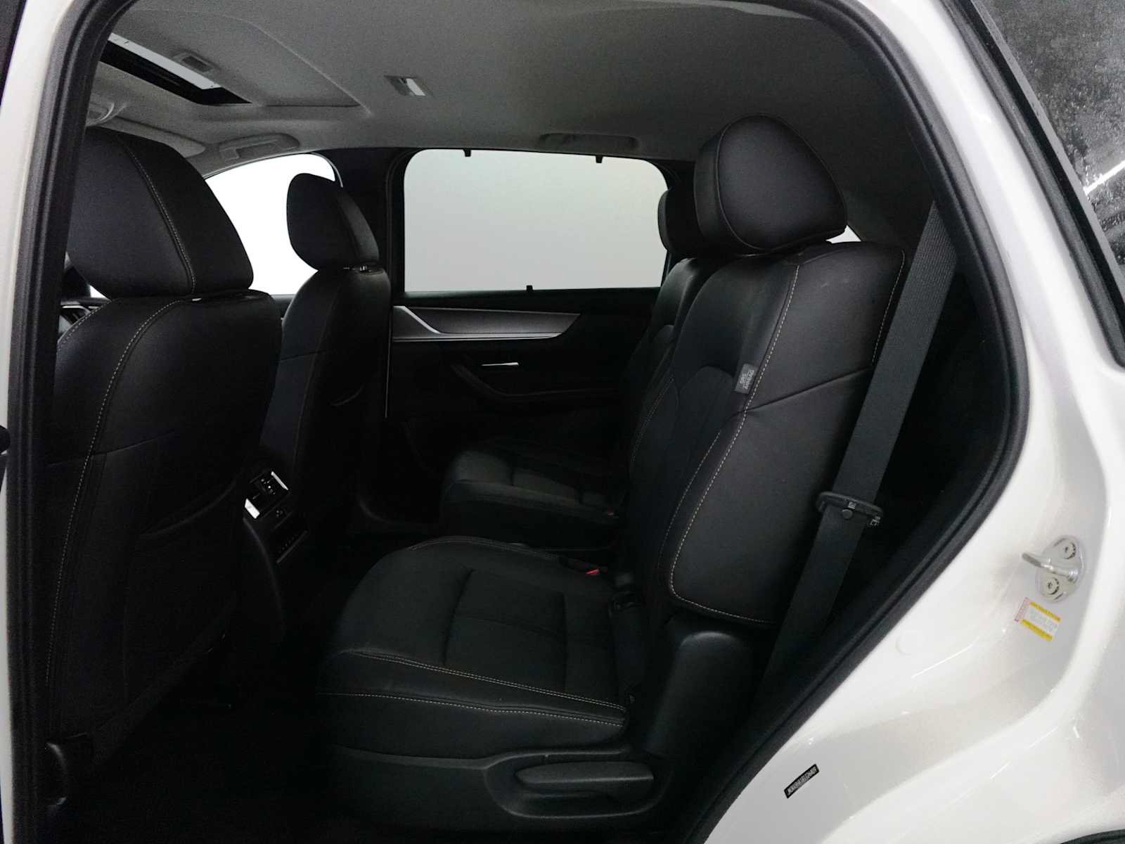 Used 2024 MAZDA CX-90 Plug-In Hybrid w/ Preferred AWD/4WD image 26