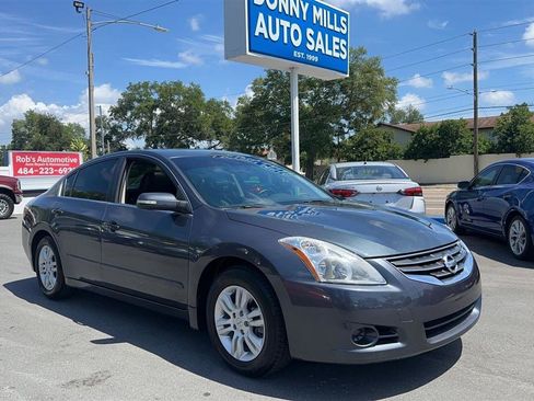 Used 2011 Nissan Altima 2.5 SL w/ 2.5SL Pkg FWD image 5