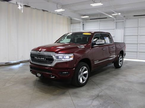 Used 2022 RAM 1500 Limited w/ Body Color Bumper Group AWD/4WD image 4
