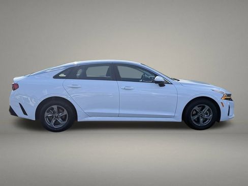 Used 2023 Kia K5 LXS image 6