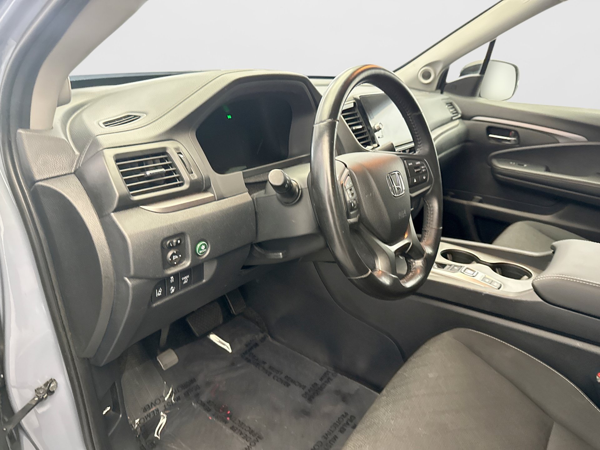 Used 2024 Honda Ridgeline Sport image 10