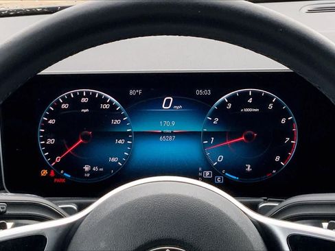 Used 2020 Mercedes-Benz GLB 250 image 25