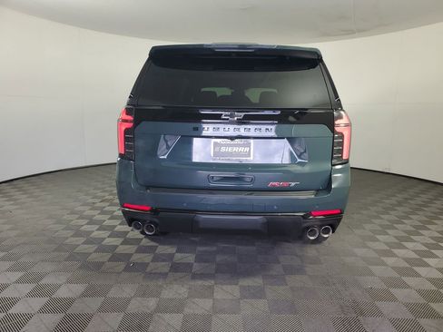 New 2026 Chevrolet Suburban RST image 5