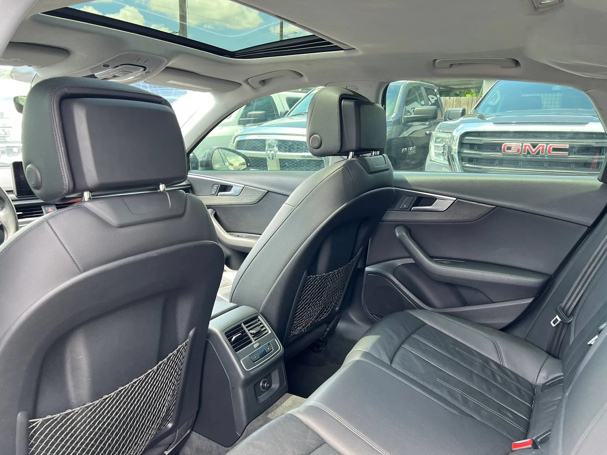Used 2017 Audi A4 2.0T Premium w/ Convenience Package FWD image 11